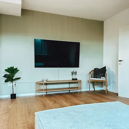 Modernes 5 Min Zur Messe Parkplatz Apartment Rheinstetten