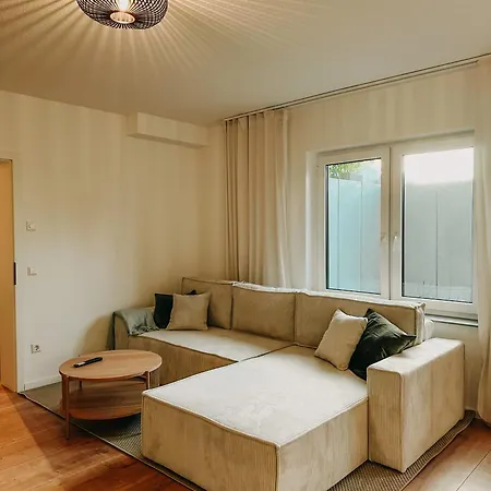 Modernes 5 Min Zur Messe Parkplatz Apartment